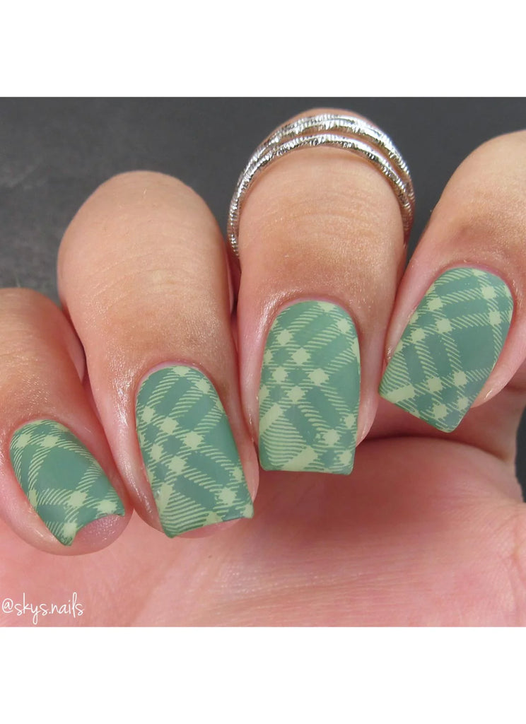 Pretty In Plaid 4 - Uber Chic Stamping Plate